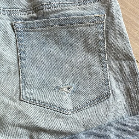 Pacsun super stretch shortie jean shorts. - Picture 7 of 10